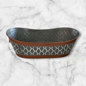 Harry & David Rose Gold Silver & White Decotative Basket 17.5x14x5x4” NWT